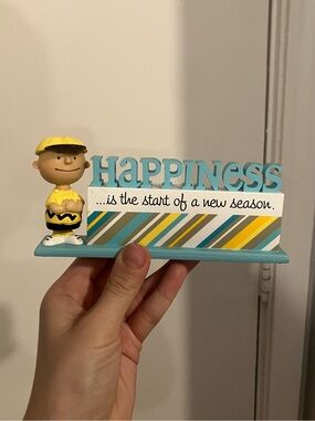 Hallmark Peanuts Charlie Brown Sign Happiness is the Start of a New Season